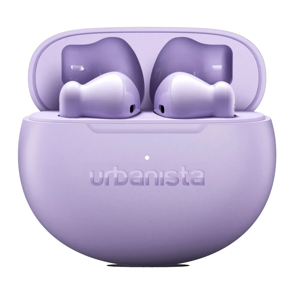 Auriculares Urbanista Austin 2 TWS Bluetooth 6.0 25h Lavanda, detalle: estuche abierto con ambos earbuds y logo grabado