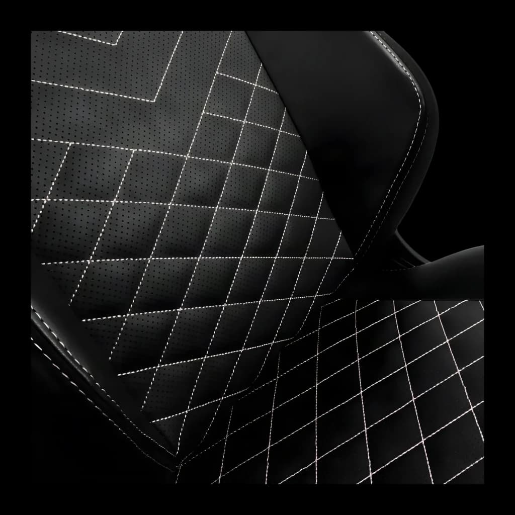 Chaise Gaming Noblechairs Hero PU Noir/Blanc 150 kg Inclinable 11°, détail: revêtement PU perforé avec surpiqûres losange