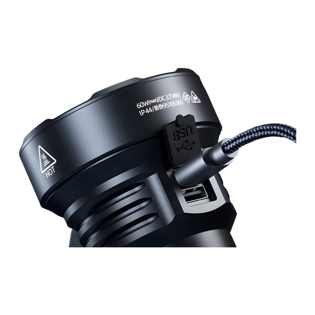 Lanterna LED Superfire L20 Preto Recarregável USB-C 5000 Lúmens 600 m, detalhe: porta USB-C com cabo trançado conectado