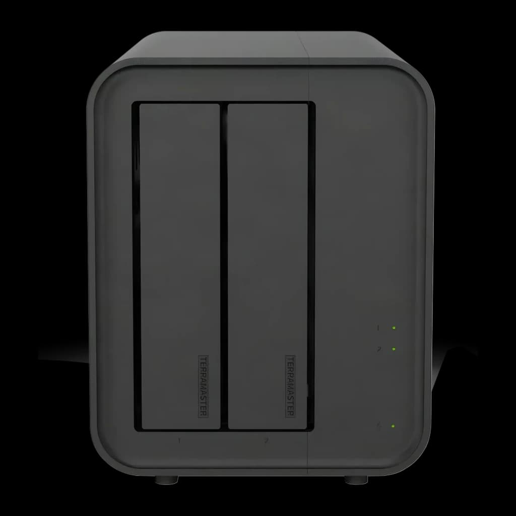Caixa DAS TerraMaster D5 Hybrid Preto 5 Baías (2 SATA + 3 NVMe), detalhe frontal: 2 baías SATA com logo gravado