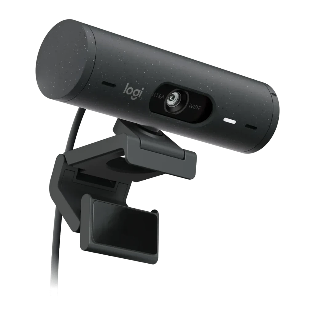 Webcam Logitech Brio 500 Full HD Microphone 60fps USB-C Graphite, détail: objectif Ultra Wide, logo logi et clip de fixation