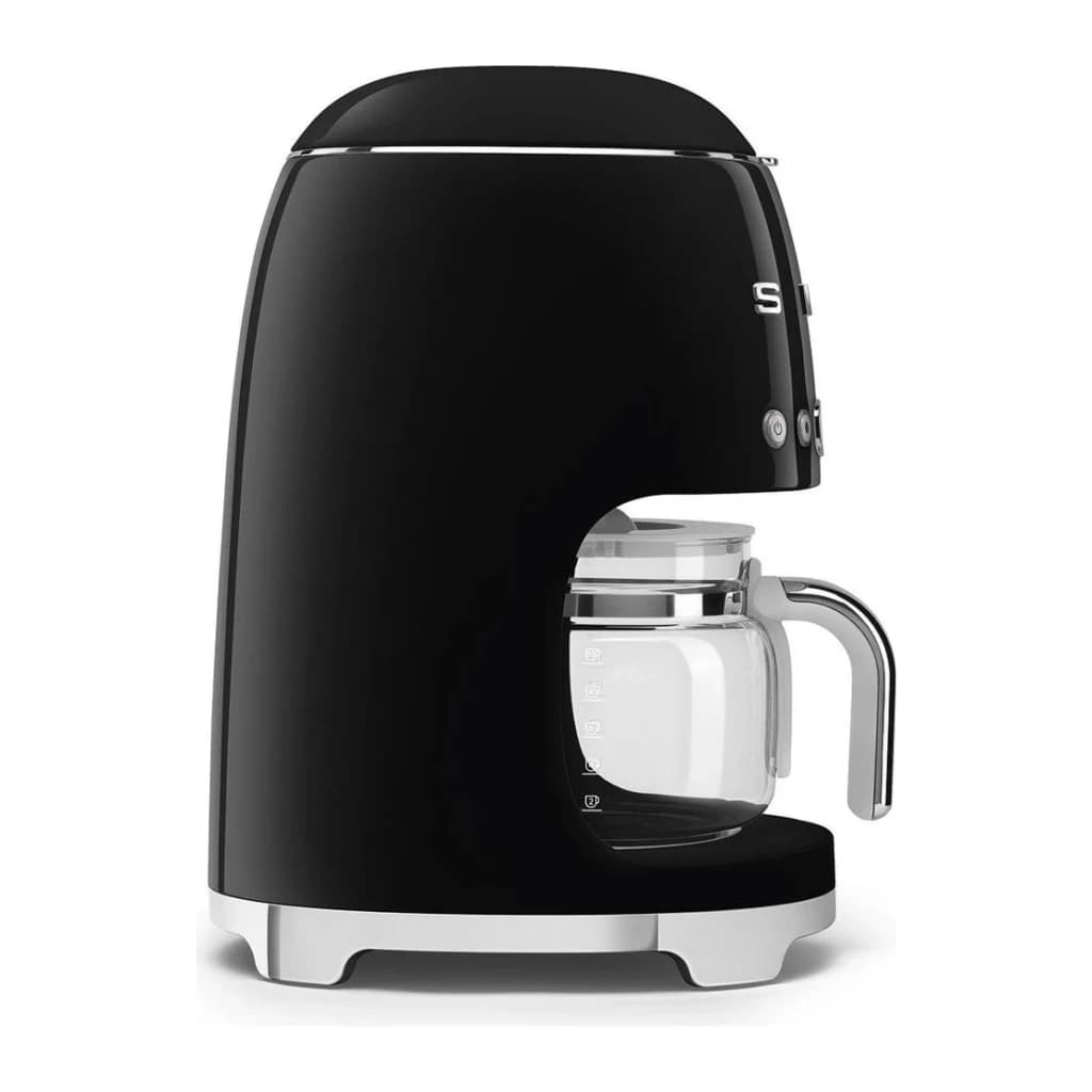 Cafeteira de filtro Smeg 1,4L 10 chávenas 1050W Preto DCF02BLEU, vista lateral: jarra de vidro com asa cromada e botões