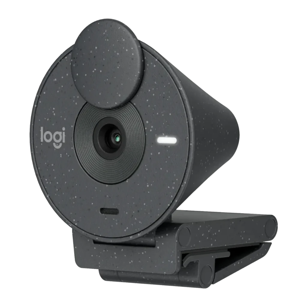 Webcam Logitech Brio 300 Full HD Microphone USB-C Graphite, détail: objectif, cache vie privée, LED indicateur et texture