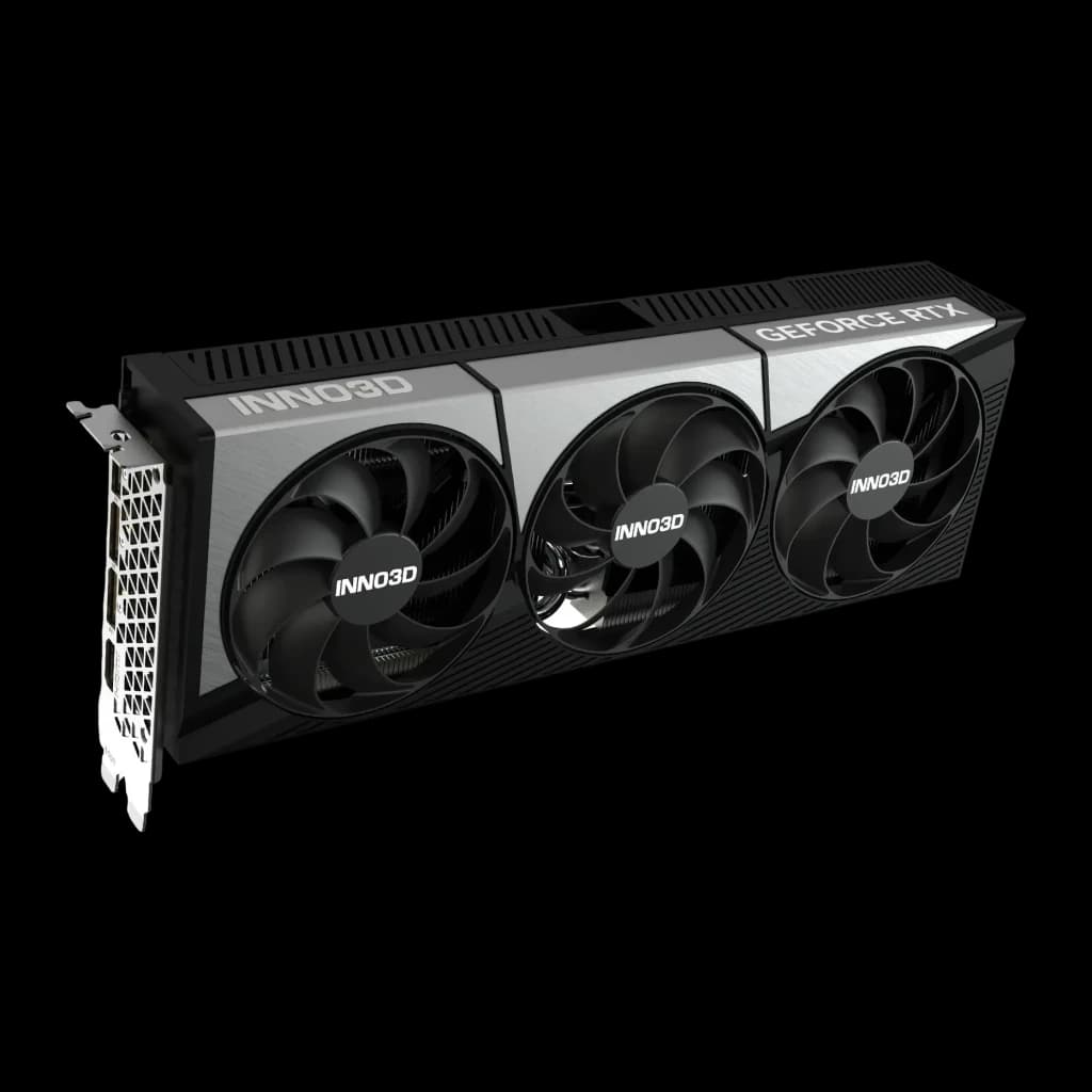 Inno3D GeForce RTX 5080 X3 OC 16GB GDDR7 Negro, vista frontal: triple ventilador con logo Inno3D y shroud gris antracita