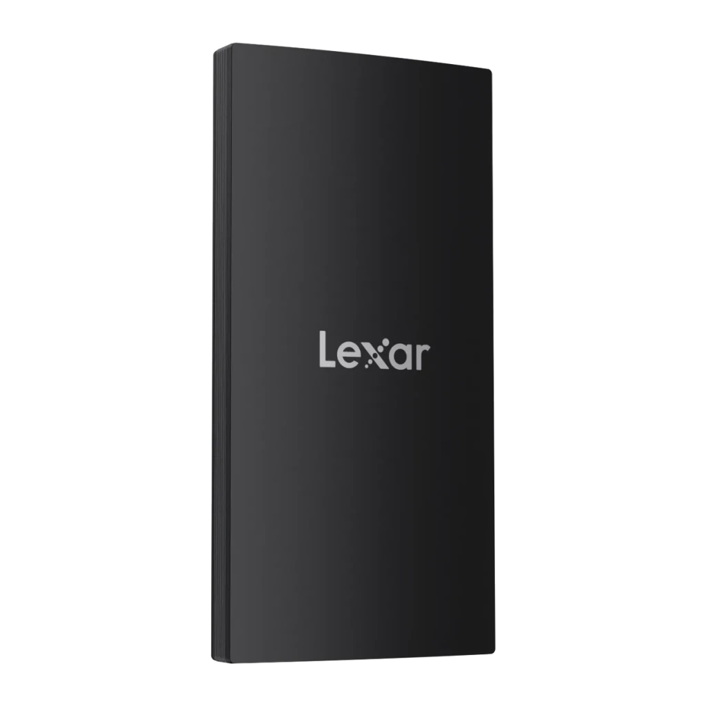 SSD Portátil Lexar SL300 1TB USB 3.2 Gen 2 IP54 USB-C Preto, vista frontal: corpo retangular preto mate com logótipo Lexar