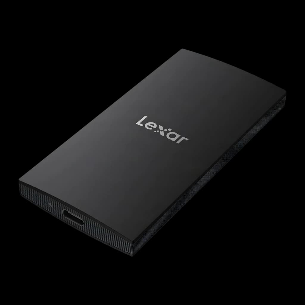 SSD Portátil Lexar SL300 1TB USB 3.2 Gen 2 IP54 USB-C Preto, detalhe: vista isométrica superior com logo Lexar e porta USB-C
