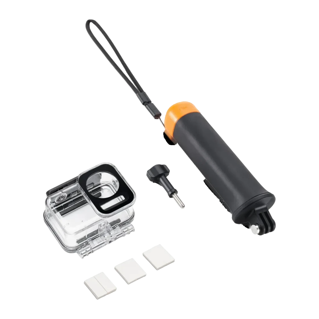 Kit Accessoires Plongée DJI Osmo Action 3 Noir 60 m IP68, vue de face: boîtier étanche transparent, flotteur orange