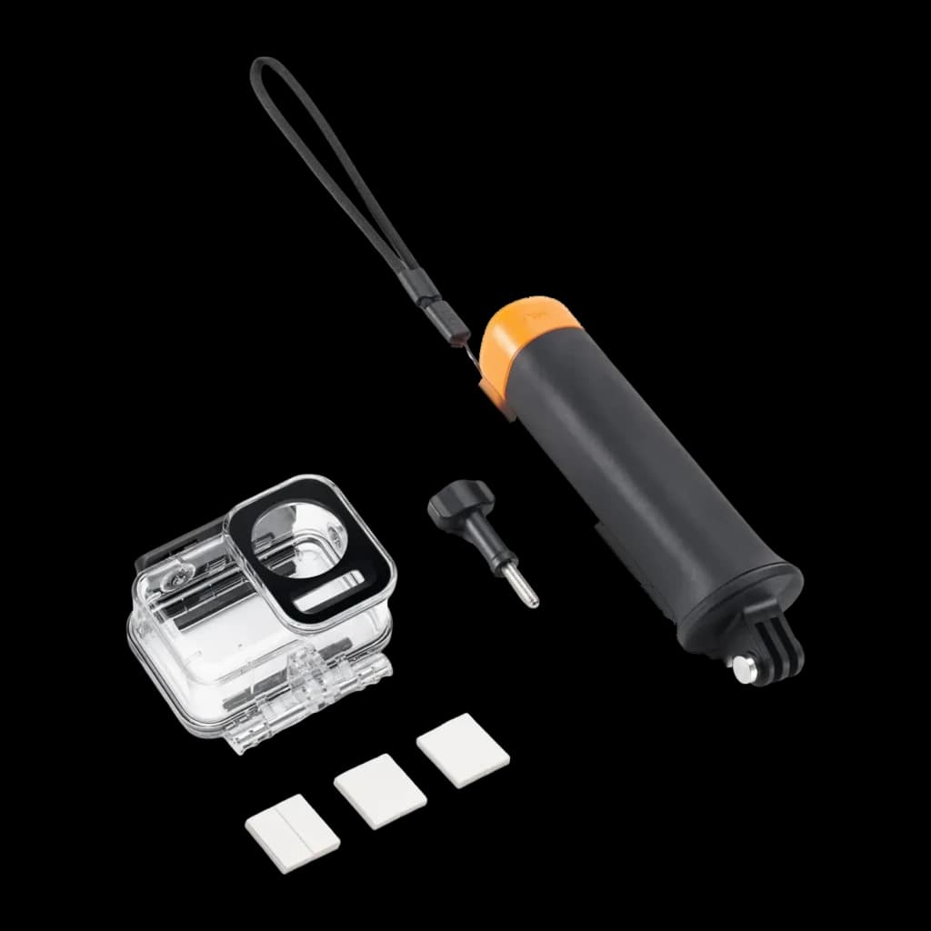Kit Accessoires Plongée DJI Osmo Action 3 Noir 60 m IP68, vue de face: boîtier étanche transparent, flotteur orange