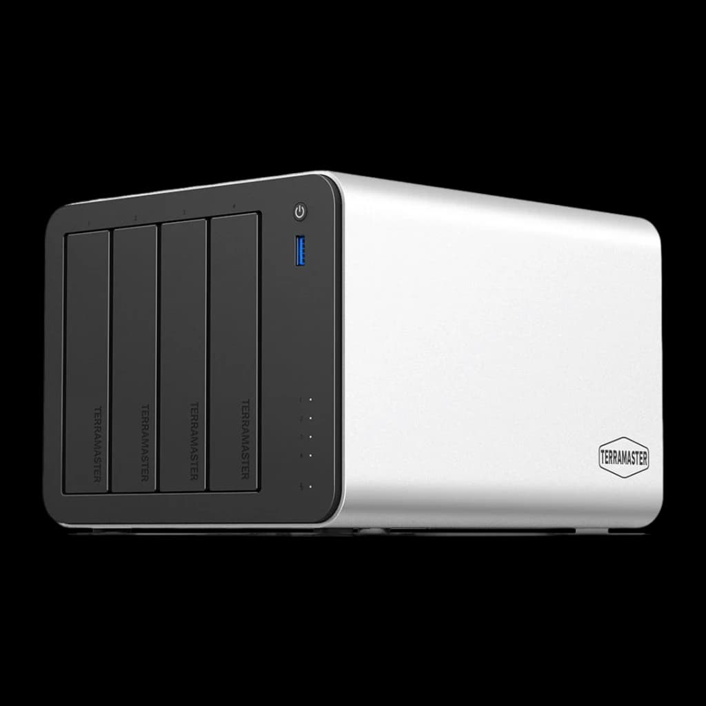 Serveur NAS TerraMaster 8 Go 4 Baies Sans Disque 2×5GbE F4-425 Plus, détail: vue avant en angle, 4 baies noires, port USB-A