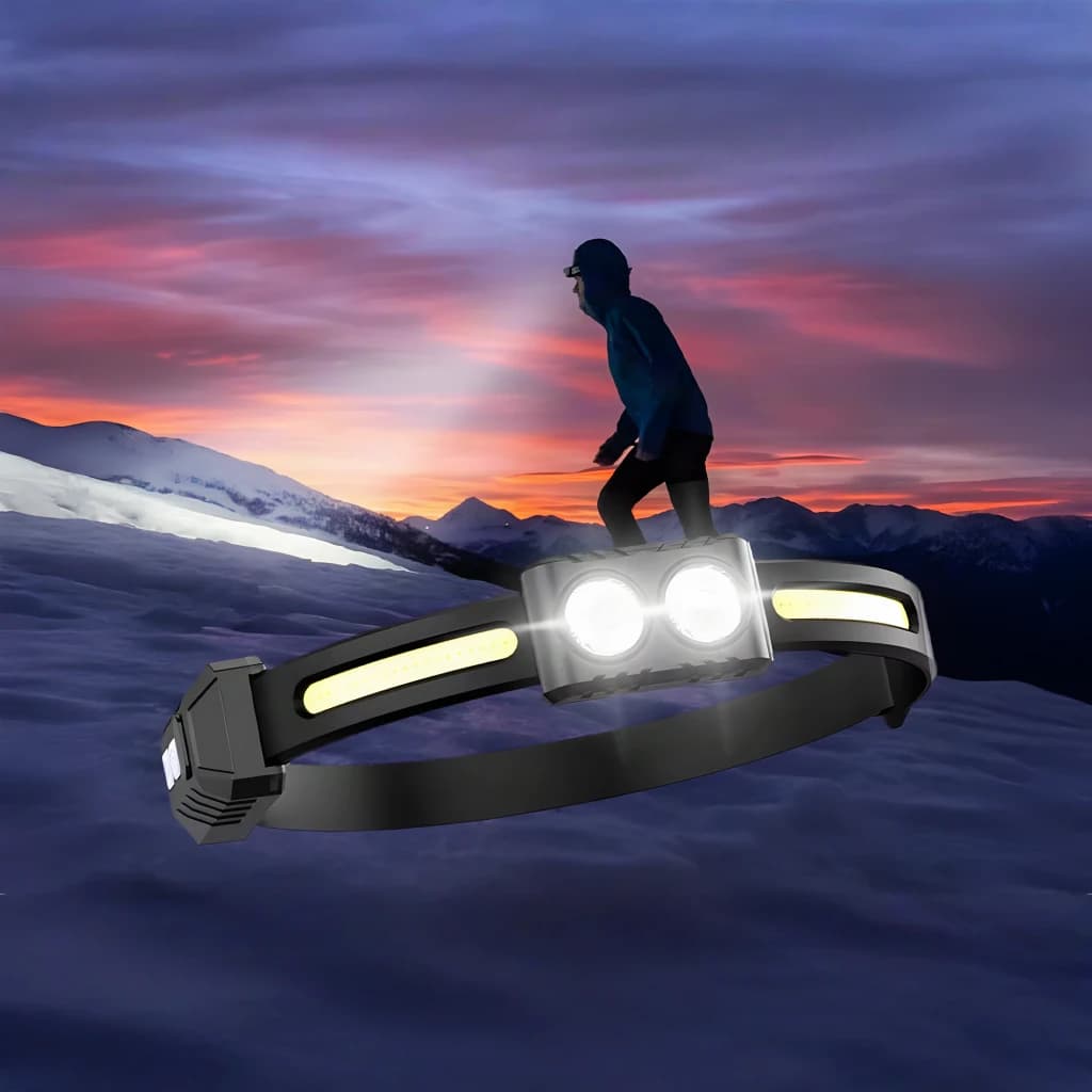 Lampe frontale Superfire HE03 Noir Rechargeable USB-C 540 lumens 45 m, en utilisation: LEDs frontales et bandes COB
