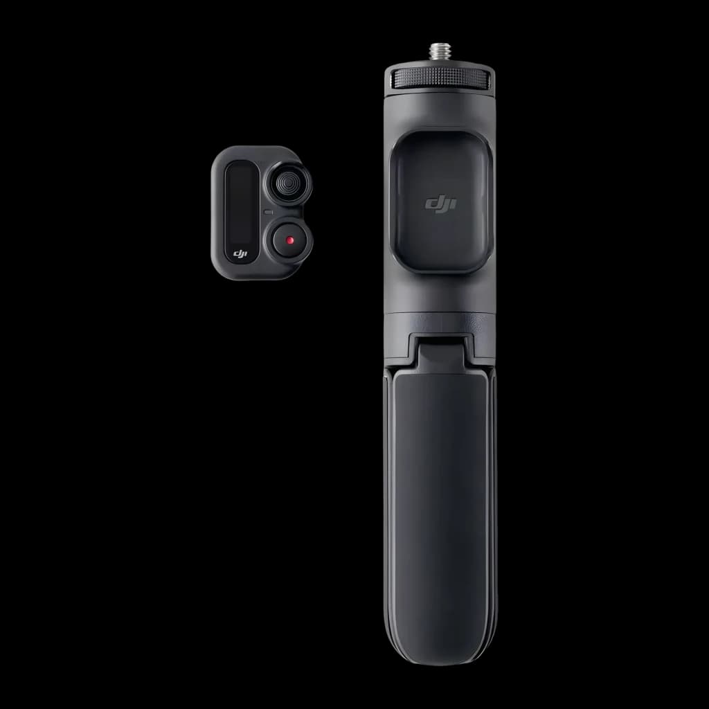 Pértiga Extensível DJI com Comando à Distância Action 2 Preto, detalhe: pértiga dobrada e comando separado sobre fundo preto