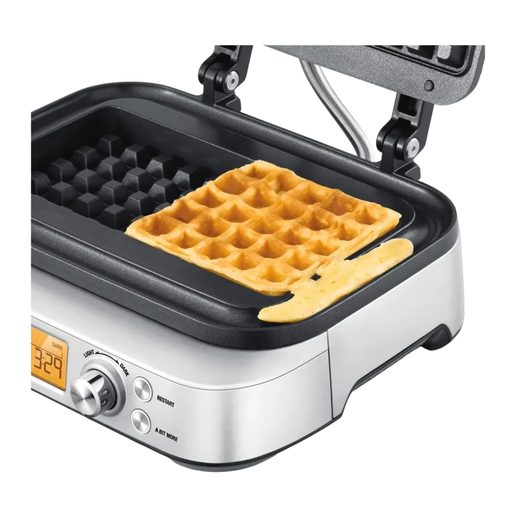Gofrera Sage The Smart Waffle Pro 1000W Acero Inoxidable SWM620BSS4EEU1, detalle: plancha abierta con gofre recién hecho