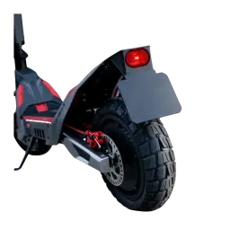 Patinete Eléctrico NAVEE XT5 MAX 700W 110km 25km/h 12 pulgadas, vista trasera: rueda todoterreno, freno de disco rojo y luz