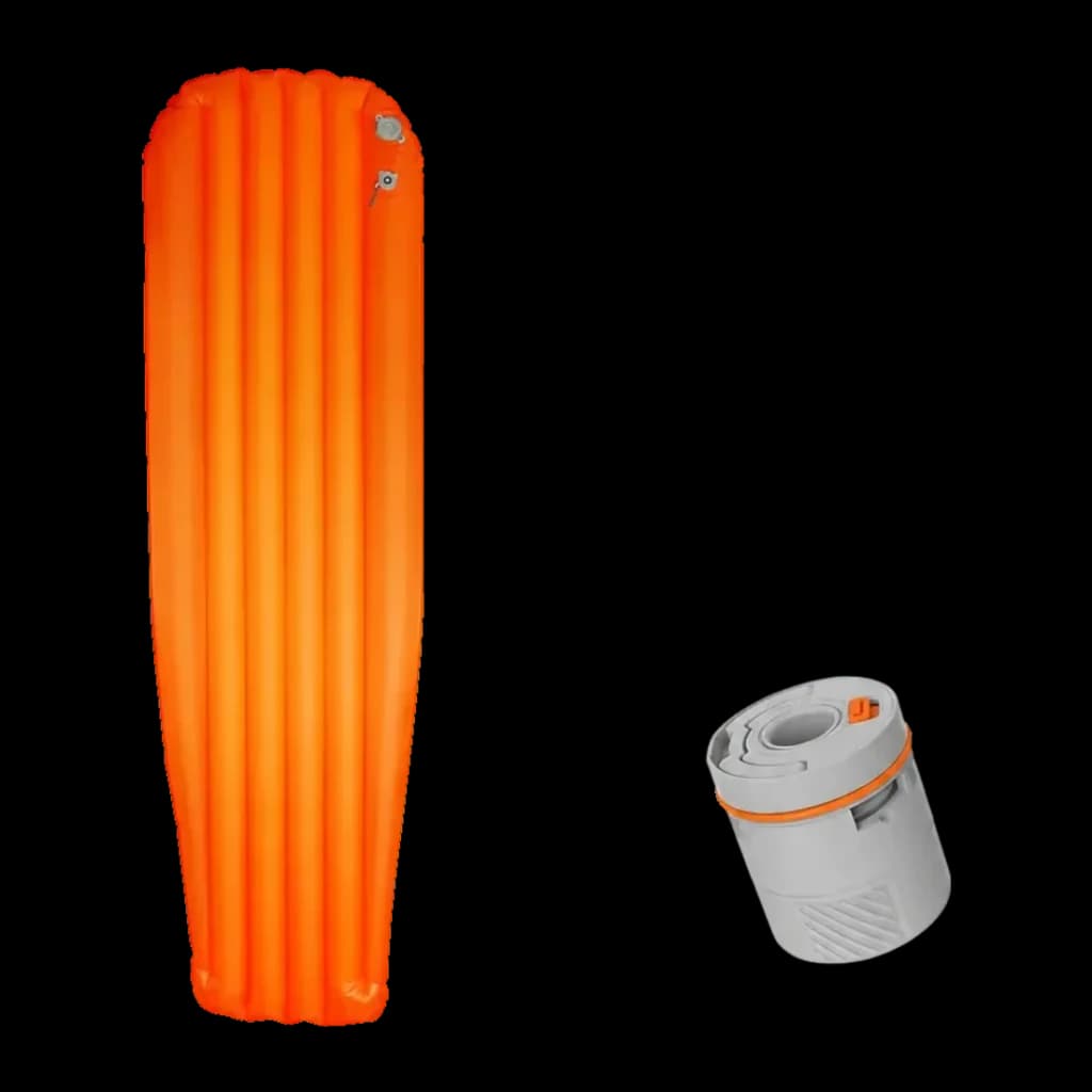 Colchão Insuflável Flextail Tiny R05 AVS Múmia Laranja, detalhe: colchão insuflado com câmaras de ar e bomba elétrica