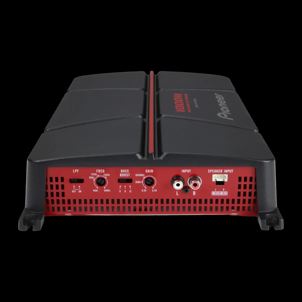 Amplificateur automobile Pioneer 2 canaux 1000W RMS GM-A5702, détail: panneau rouge avec LPF, Bass Boost, Gain, entrées L/R
