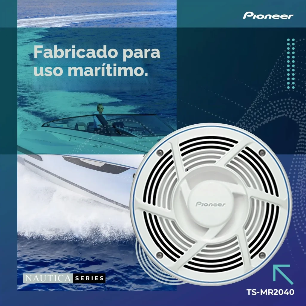 Altavoces marinos Pioneer 2 vías 40W RMS Blanco TS-MR2040, lifestyle: rejilla frontal blanca sobre fondo con lancha en el mar