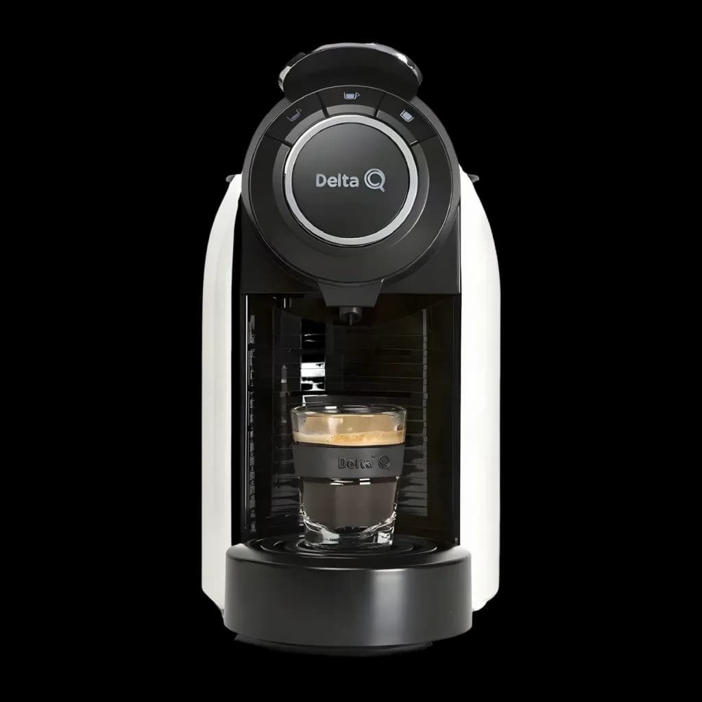 Máquina de Cápsulas Delta Q Qool Evolution 1L 19bar 1200W Branco, detalhe: copo de espresso sob o dispensador com crema
