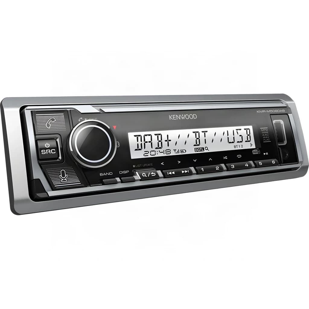Autoradio marin Kenwood Noir 1DIN Bluetooth 4.2 KMR-M508DAB, vue en angle: écran LCD DAB+ BT USB, façade argentée et bouton