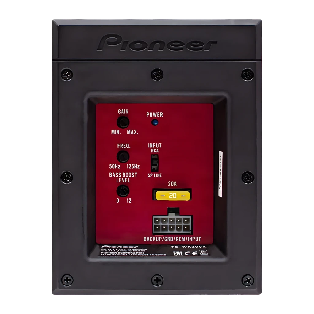 Caisson de basse voiture Pioneer Actif 1300W Noir TS-WX300A, détail: panneau amplificateur rouge avec réglages GAIN, FREQ