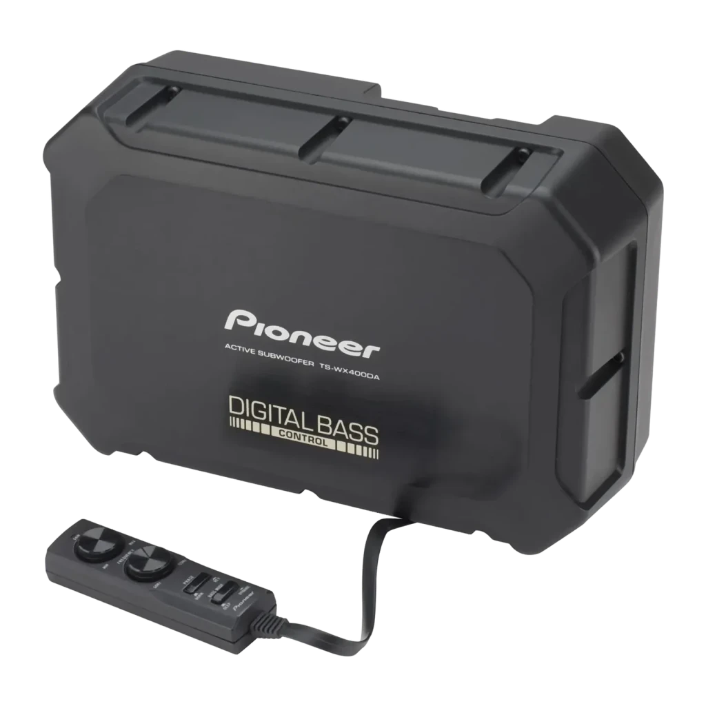 Caisson de basses voiture Pioneer Actif 250W Classe D Noir TS-WX400DA, détail: boîtier noir avec logo Pioneer, texte Digital
