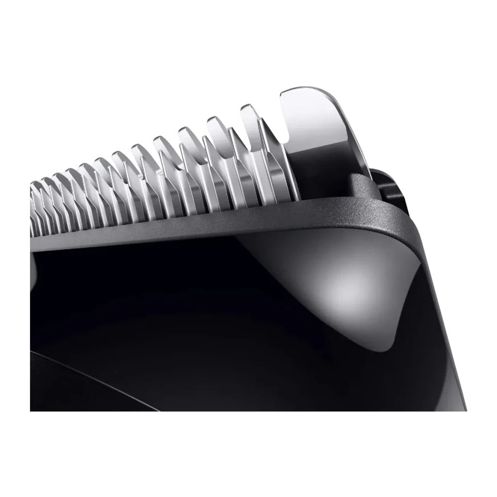 Cortapelos Braun All-in-One Series 3 Negro Sin Cable 50min AIO3560, detalle: cuchillas de acero inoxidable con dientes finos