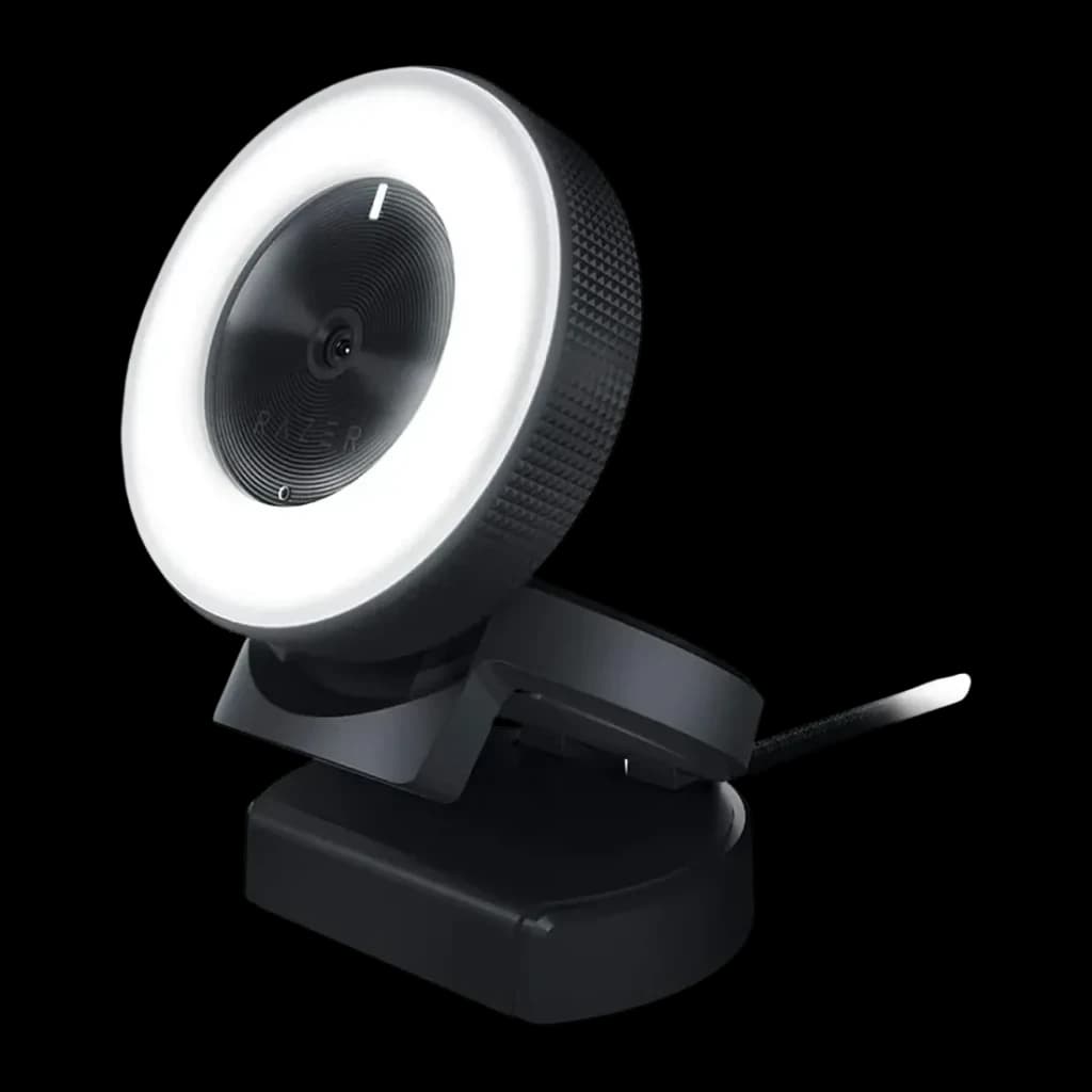 Webcam Razer Kiyo Full HD 60fps Microfone USB Preto, vista frontal: anel de luz LED aceso, lente central e suporte articulado