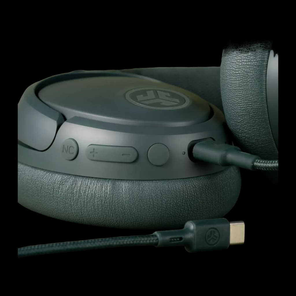 Auriculares JLab Audio Cancelación de Ruido Diadema Bluetooth 5.3 Gris IEUHBJLUXANCRSGE62, detalle: botones NC y volumen