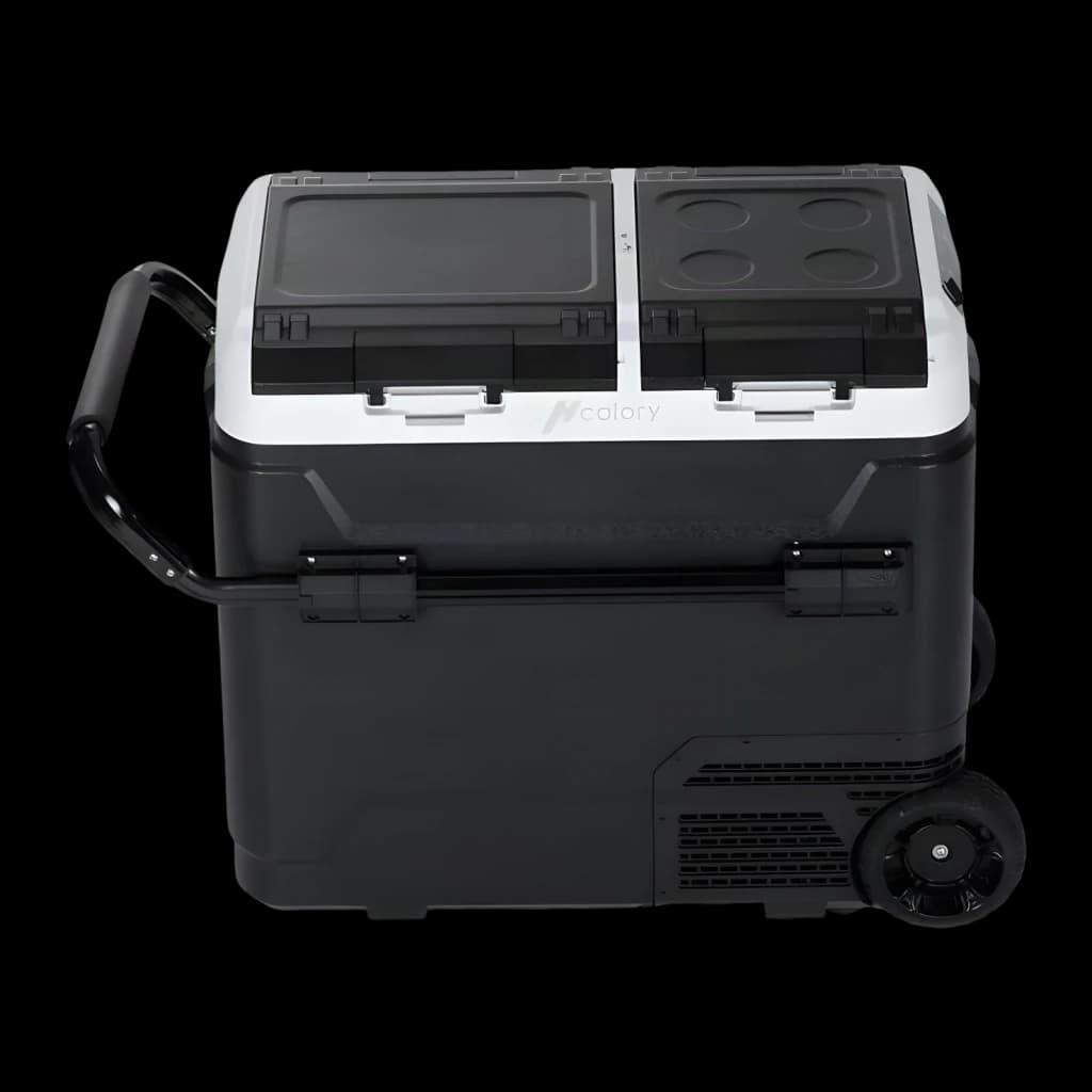 Nevera portátil Hcalory P60M+ 60L 50W, detalle lateral: ruedas, asa telescópica y doble tapa negra