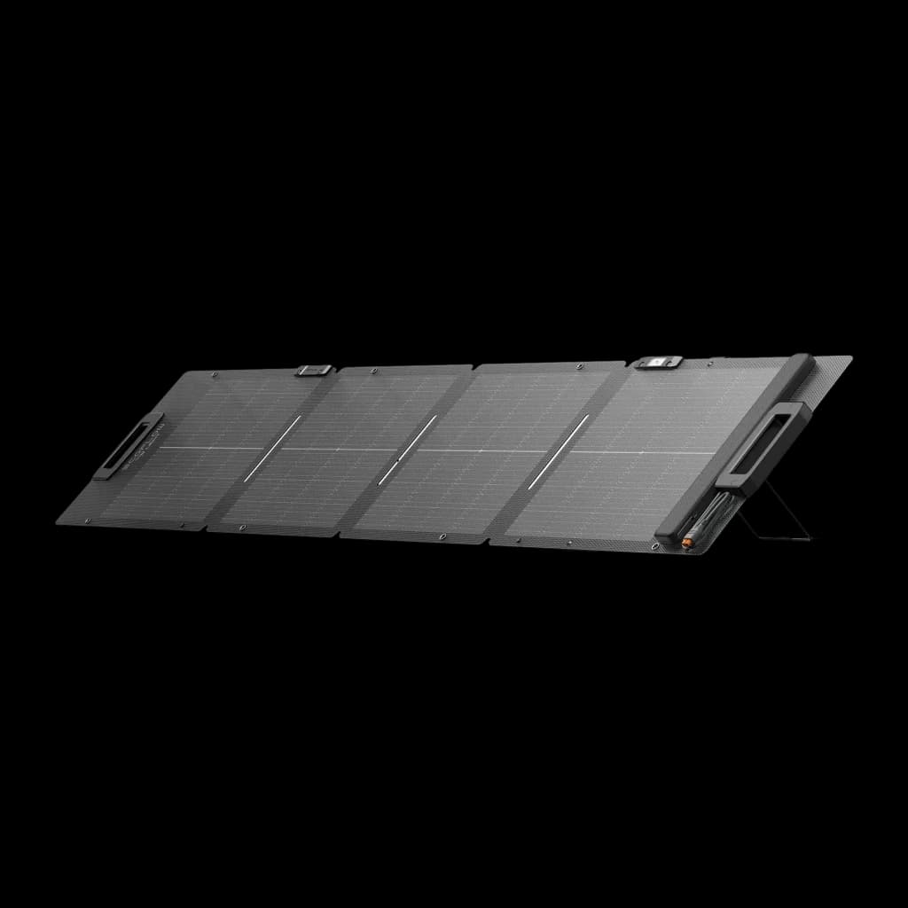 Panneau Solaire Pliable EcoFlow 110W Noir (122W BNPI) IP68 XT60 intégré, vue de face: 4 panneaux monocristallins dépliés