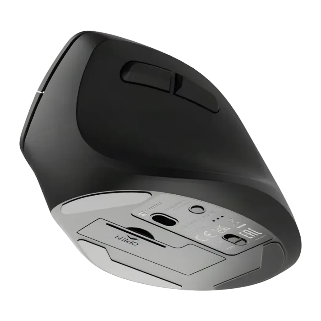 Souris Natec Crake 2 Noir Sans Fil Ergonomique Verticale, vue dessous: base grise avec capteur optique, compartiment