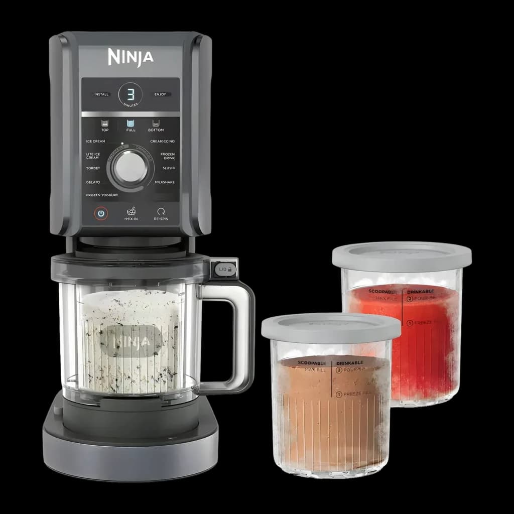 Heladora Ninja CREAMi Deluxe 0,709L 800W Negro NC502EU, vista frontal: panel de control con modos, bol con helado y dos