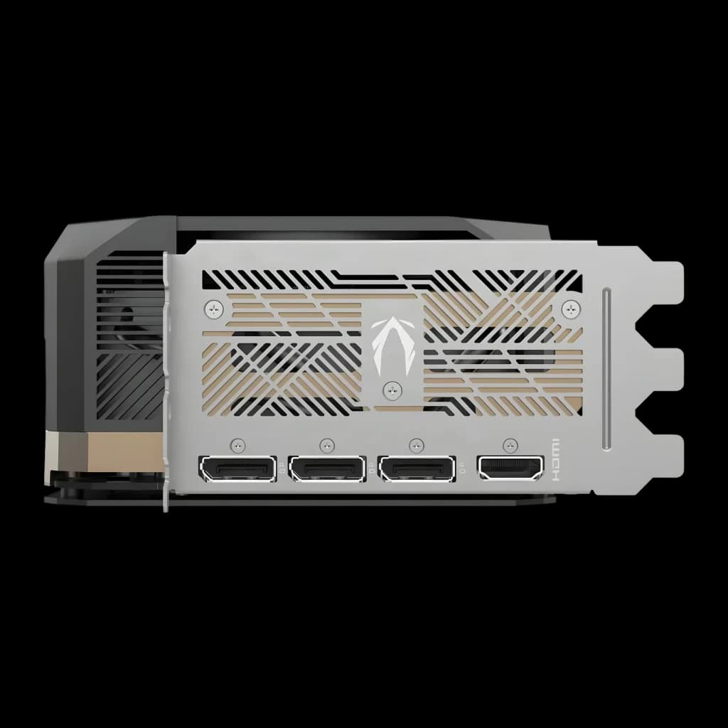 ZOTAC Gaming GeForce RTX 5090 Solid OC 32 Go GDDR7 Noir, vue arrière: équerre avec 3 DisplayPort, 1 HDMI et logo ZOTAC gravé