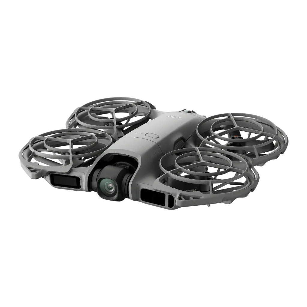 Drone DJI Neo 2 Gris 2.7K 60fps 12MP WiFi 6, vue avant-latérale: corps, protège-hélices et caméra frontale visibles