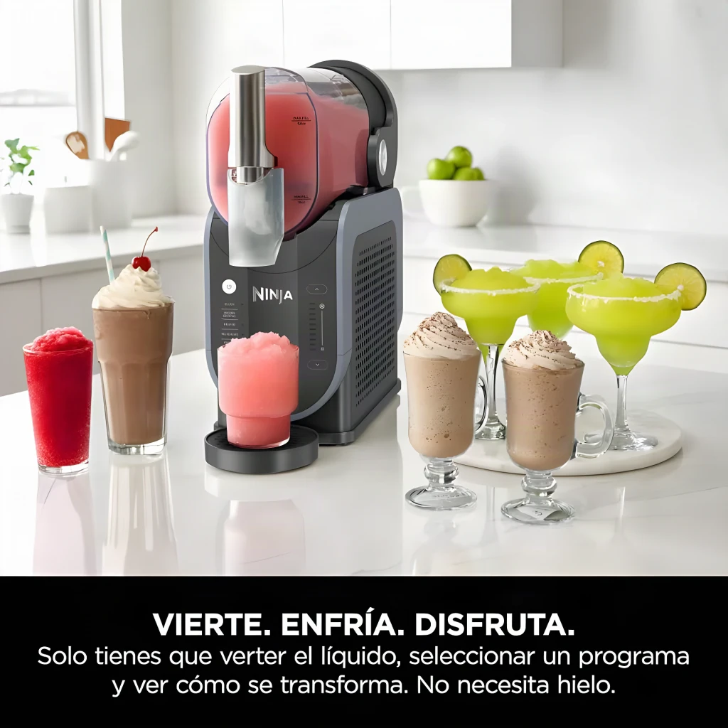 Sorbetière Ninja Slushi 1,892L 200W Bleu Noir FS301EU, lifestyle: machine avec réservoir rouge servant un granité rose