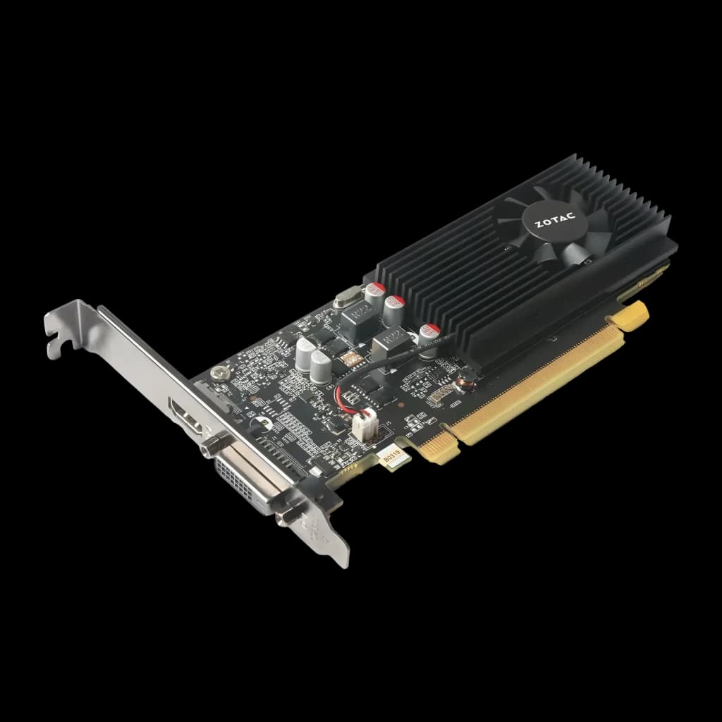 ZOTAC GeForce GT 1030 2GB GDDR5 Low Profile Negro, vista diagonal: PCB, disipador con ventilador y puertos HDMI y DVI
