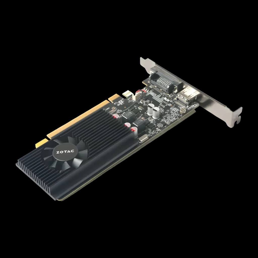 ZOTAC GeForce GT 1030 2GB GDDR5 Low Profile Negro, vista angular: disipador con ventilador ZOTAC, PCB y bracket metálico