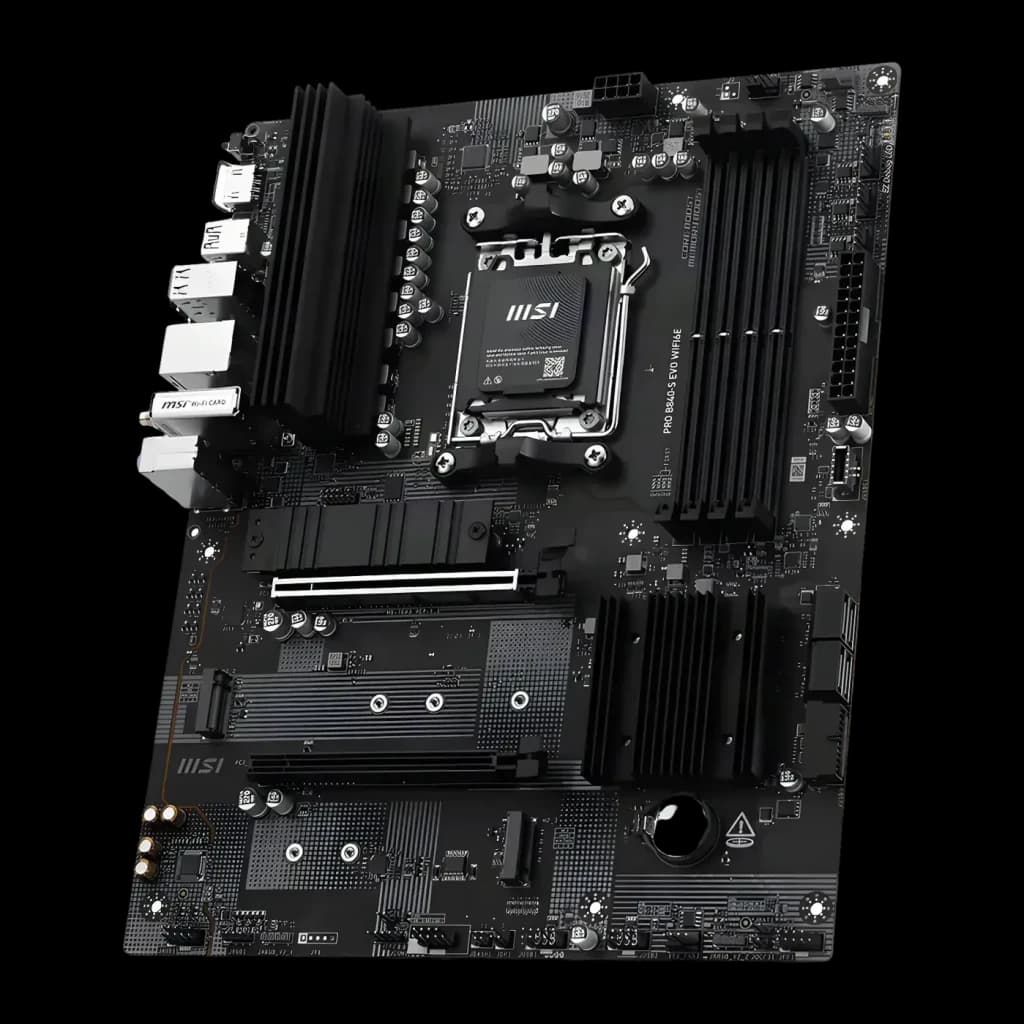 Carte mère MSI PRO B840-S EVO WiFi 6E AMD AM5 DDR5 ATX Noir, vue en angle: socket AM5, dissipateurs VRM et slots DDR5