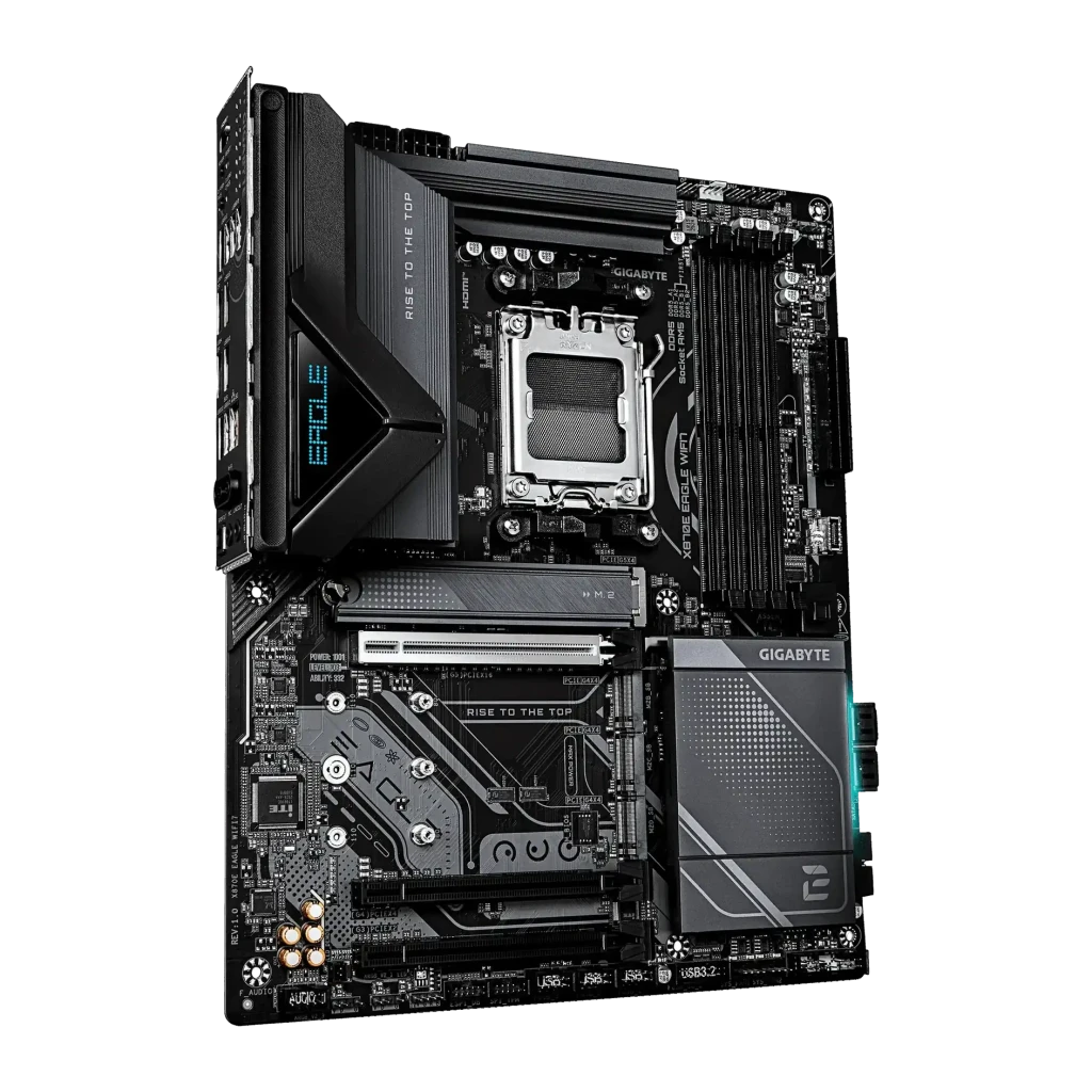 Placa base Gigabyte X870E Eagle WiFi 7 AMD AM5 DDR5 ATX Negro, vista frontal en ángulo: socket AM5, ranuras DDR5 y PCIe