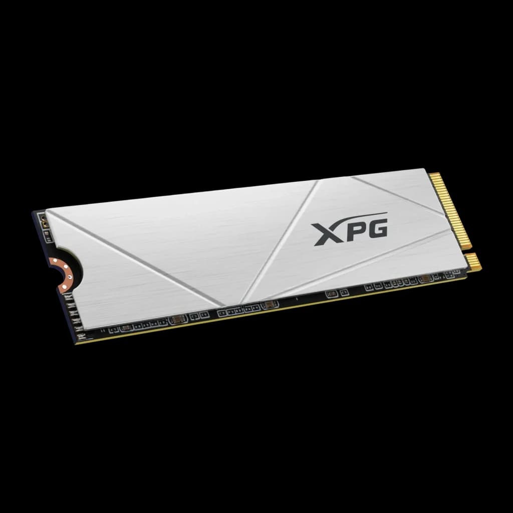 SSD ADATA XPG Gammix S60 1TB M.2 2280 NVMe PCIe 4.0 Con Disipador Plata, vista angular: disipador cepillado con logo XPG