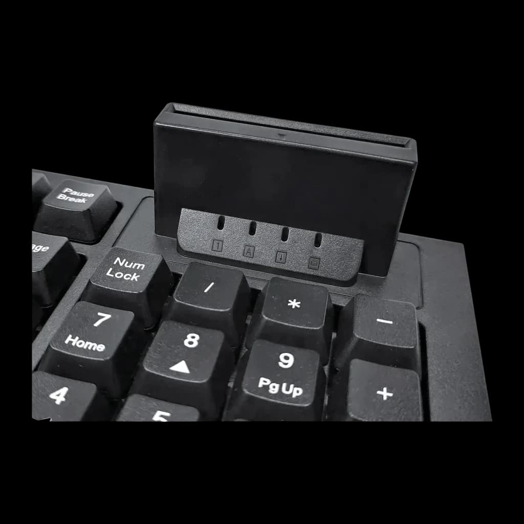 Clavier UNYKAch KB918 Smartcard DNIe Membrane Espagnol Complet 100 % Noir, détail: lecteur de carte intégré au-dessus