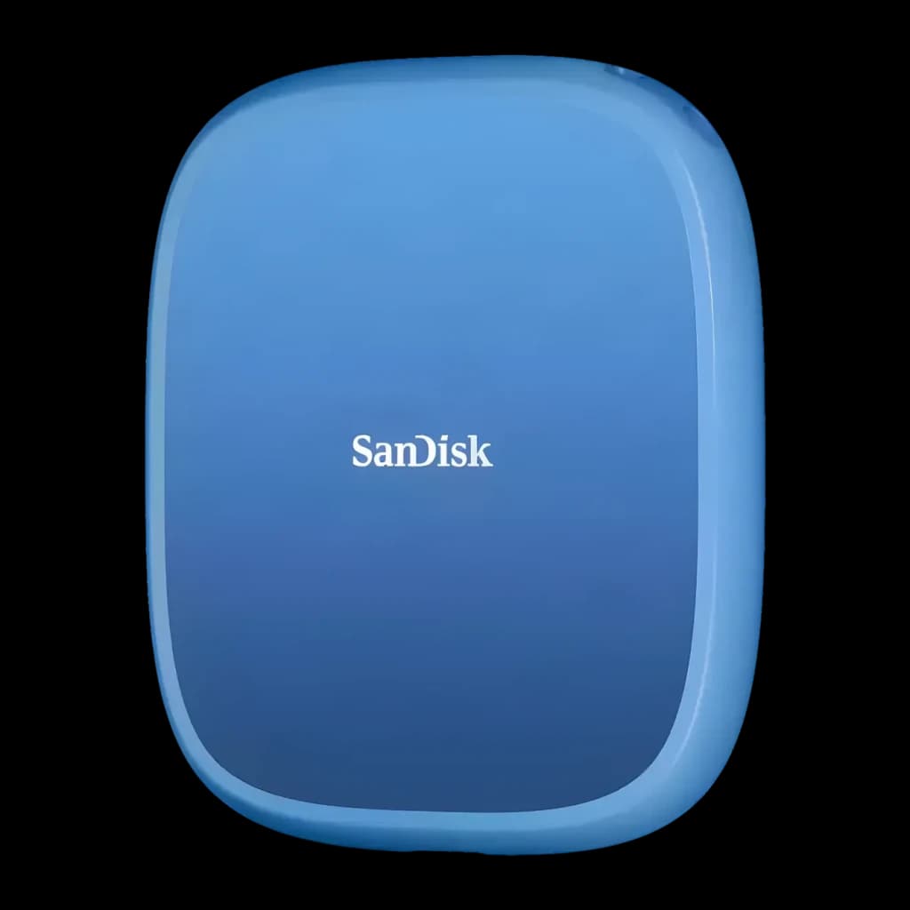 SSD Portable SanDisk Creator Phone 1 To IP65 USB-C USB 3.2 Gen 2 Bleu, vue avant: coque bleue brillante avec dégradé et logo