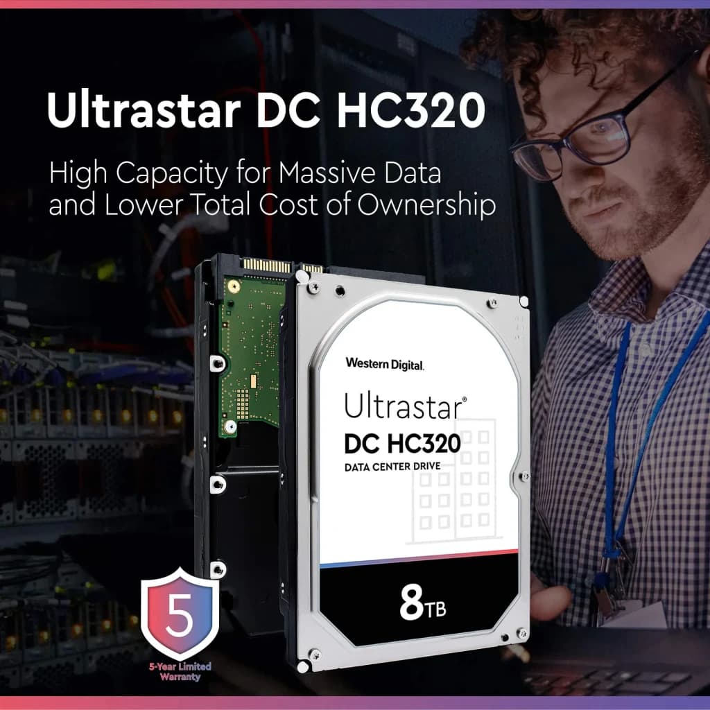 Disco rígido WD Ultrastar DC HC320 3.5 polegadas 8TB SATA3 HDD 7200RPM Cinzento, lifestyle: vista frontal inclinada com PCB