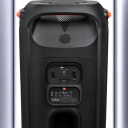 Altavoz para fiestas JBL PartyBox 710 800W Bluetooth 5.1, en uso vista trasera: panel de conexiones con entradas AUX, USB