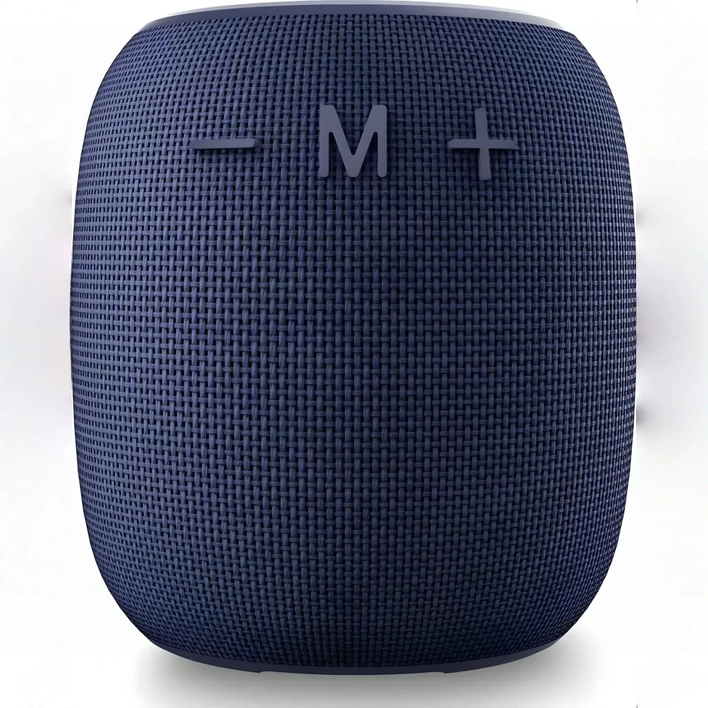 Coluna Energy Sistem Bloom IPX6 10W 18h Bluetooth 5.3, em uso: vista frontal com grelha têxtil azul e botões M, +, −