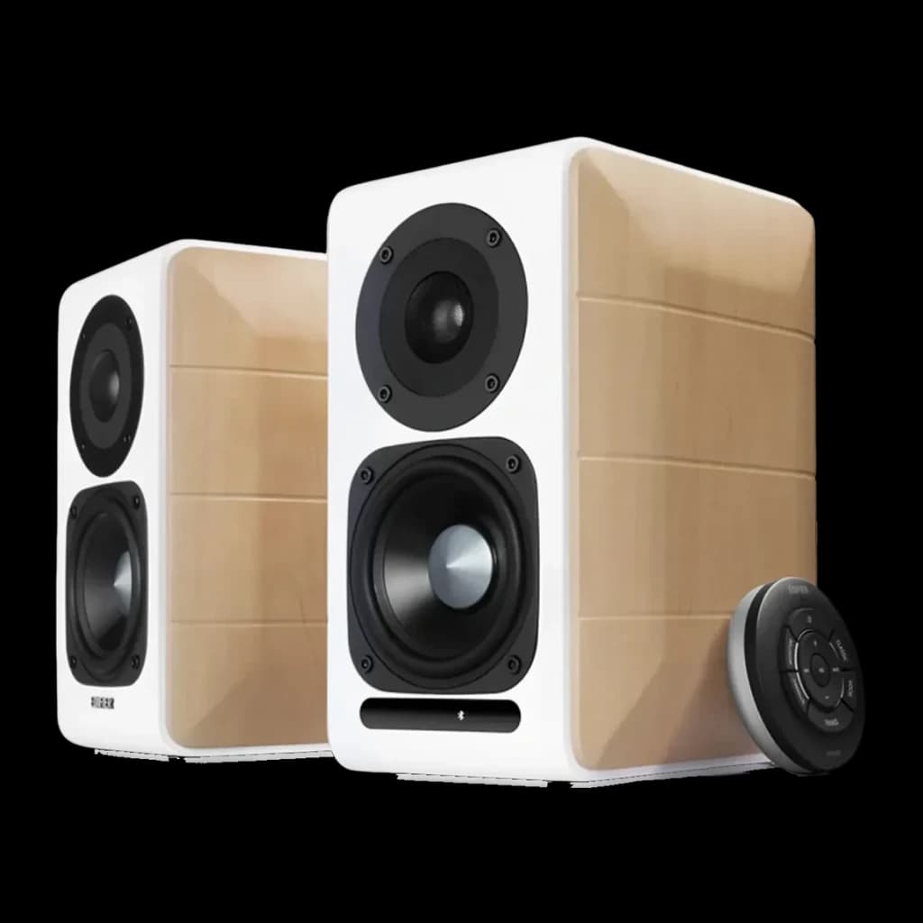 Enceintes bibliothèque Edifier 88W Bluetooth Blanc S880DB, vue de face en angle: paire d'enceintes blanc brillant, façade