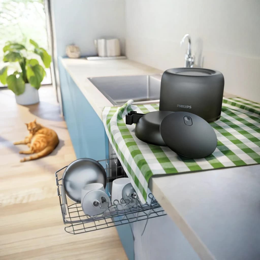 Comedouro automático Philips 4,5L Preto Câmara Full HD PAW5320/02, em uso: peças desmontadas na máquina de lavar louça, gato