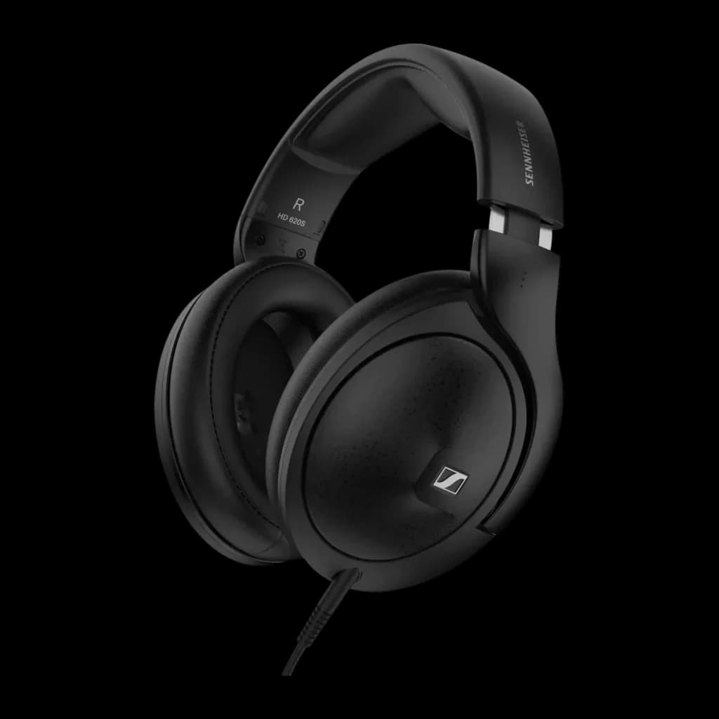 Auriculares Sennheiser HD 620S Diadema Over-ear Cable Jack 3,5mm 150Ω Negro, vista frontal: almohadillas over-ear, logo S