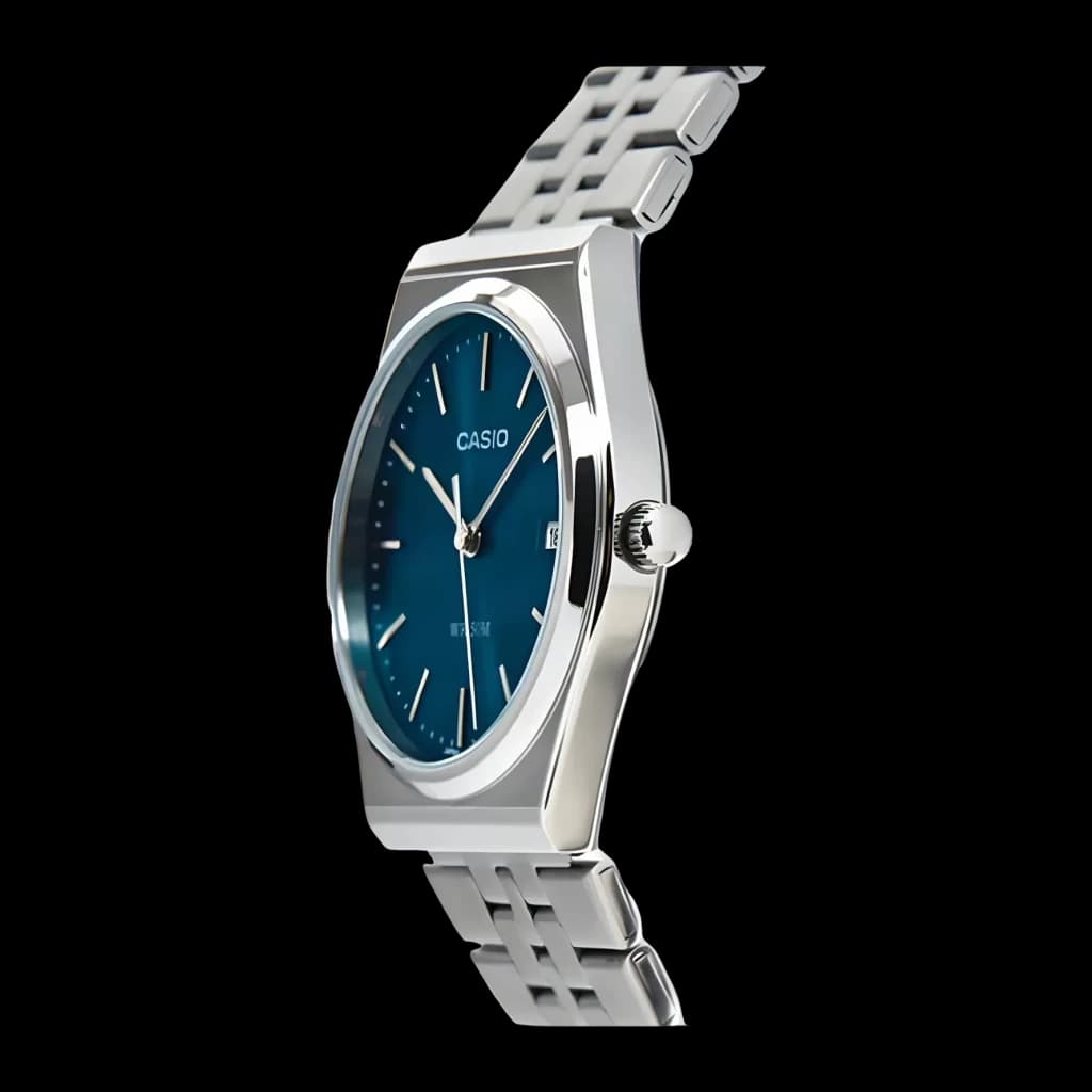 Casio Collection MTP-B145D-2A2V Argent Batterie 3 Ans 50 m, détail latéral: cadran bleu, couronne et bracelet métallique à
