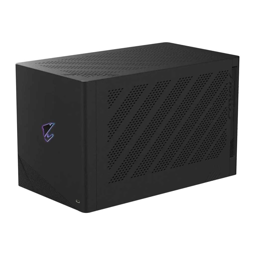 Gigabyte AORUS GeForce RTX 5090 AI BOX 32Go GDDR7 Noir, vue latérale: boîtier compact noir avec grilles diagonales et logo