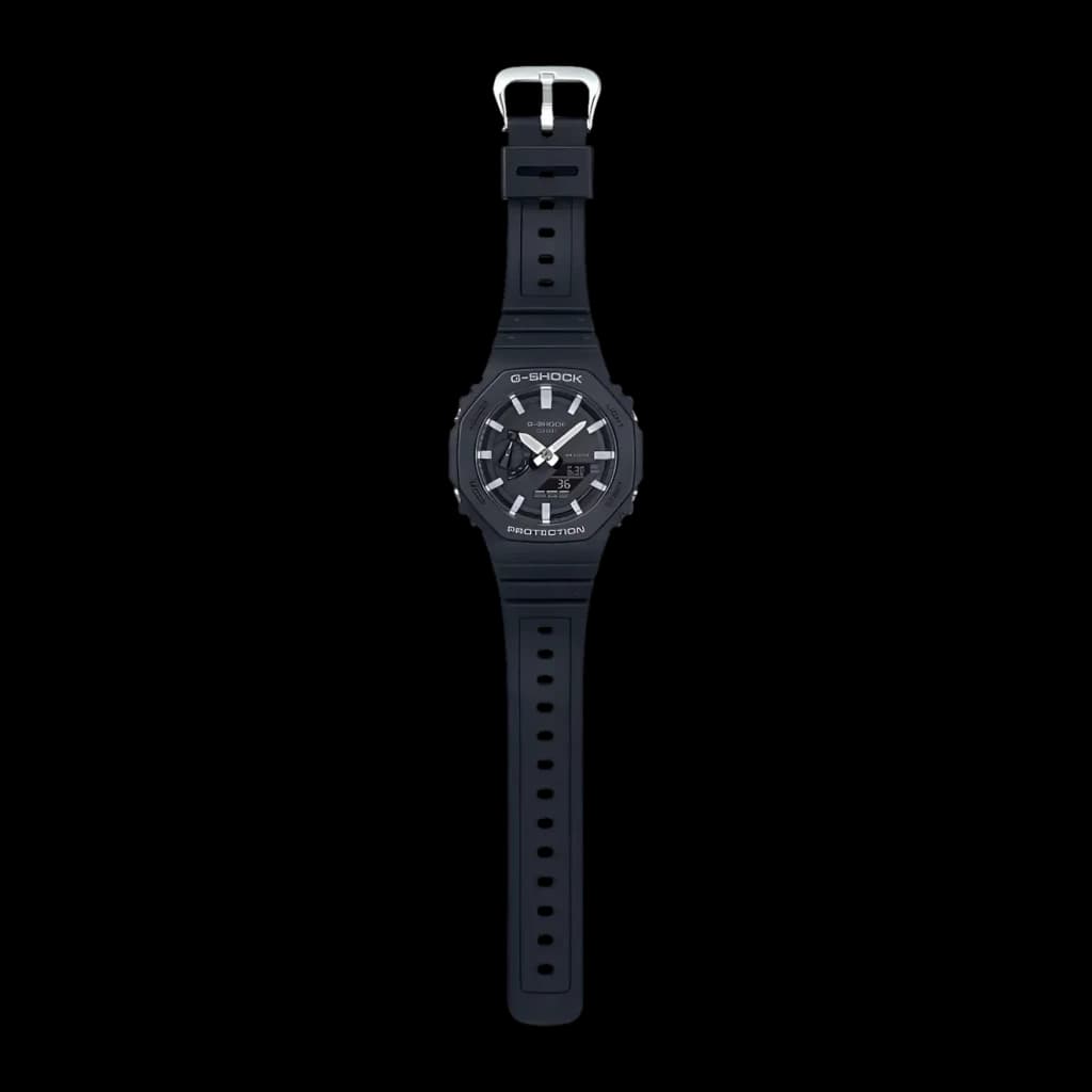 Casio G-Shock GA-2100-1AER Noir Chronomètre, Heure Mondiale 29 fuseaux 20ATM, vue avant complète: bracelet et cadran
